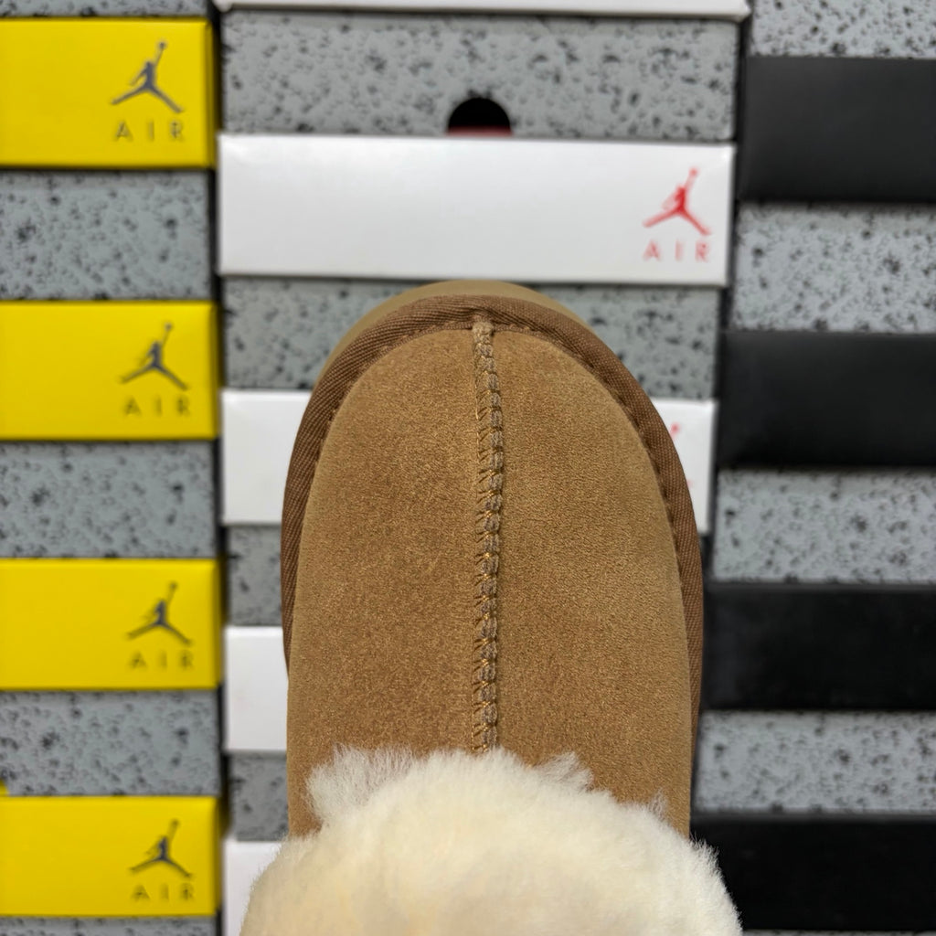 UGG Star Strap Slide – Chestnut with Genuine Sheepskin Footbed