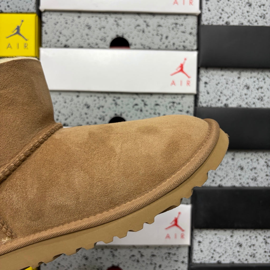 UGG Bailey Button Mini Boot – Chestnut Suede