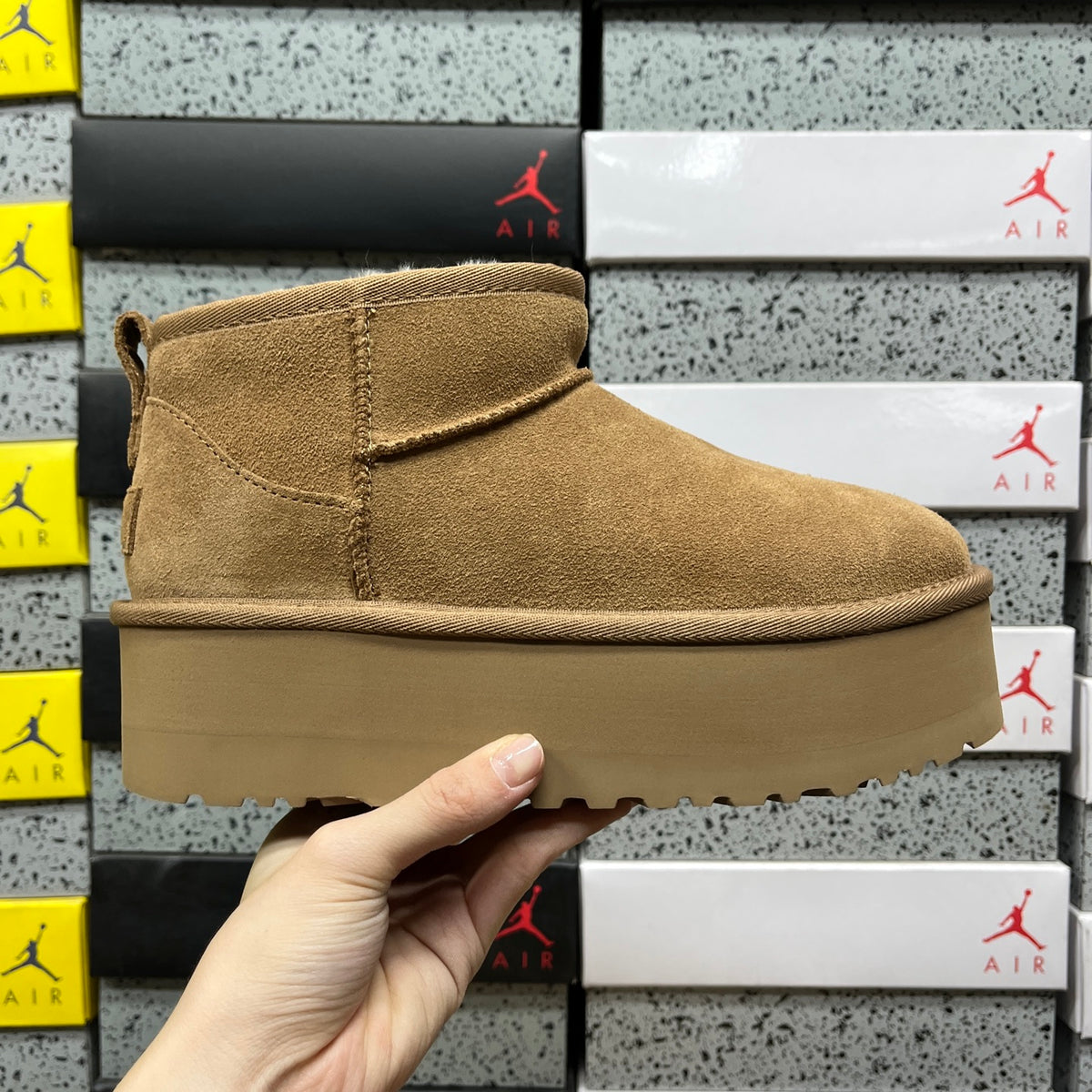 UGG Classic Ultra Mini Platform Boot – Chestnut Tonal with Warm Wheat Platform Sole