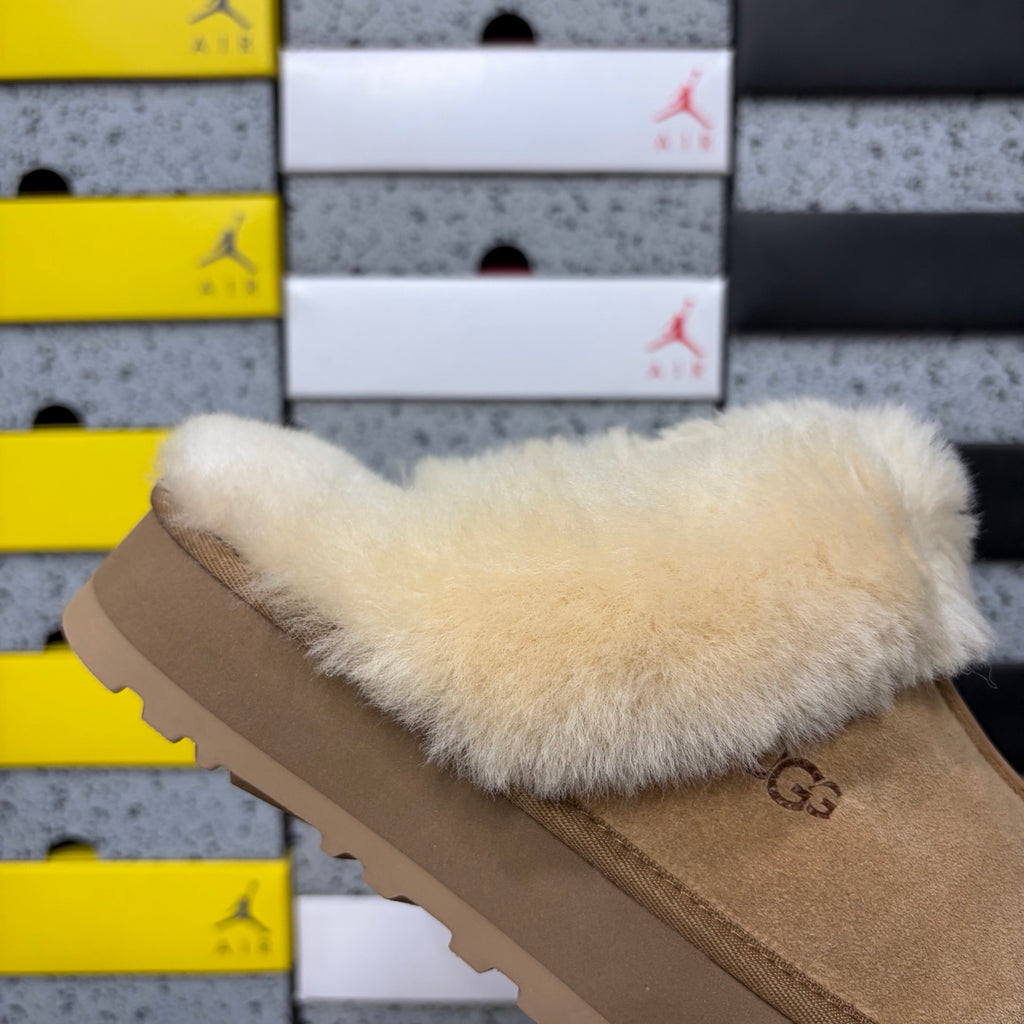 UGG Disquette Platform Slippers – Chestnut Suede & Shearling Fur Slide