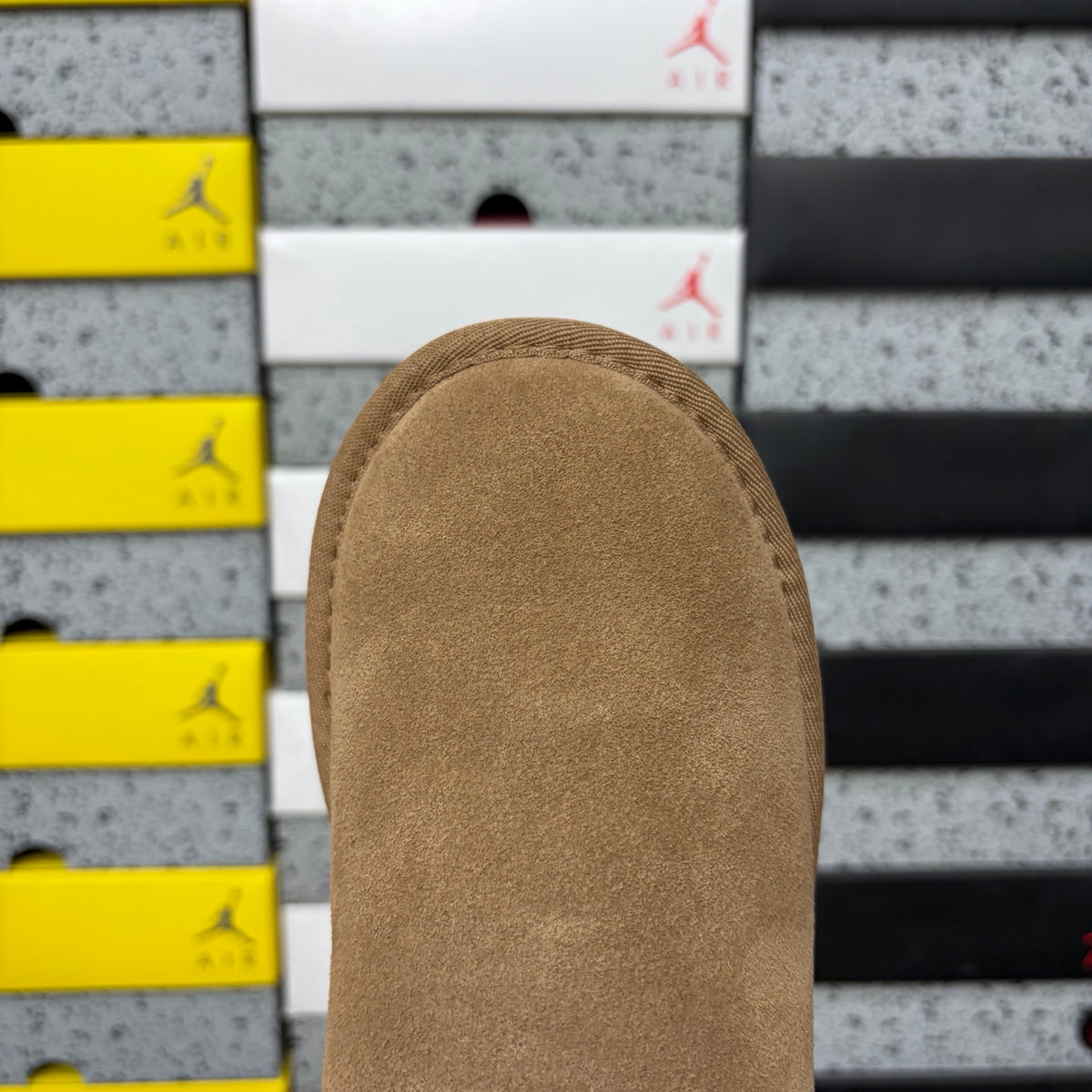UGG Classic Ultra Mini Platform Boot – Chestnut Suede