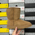 UGG Classic Short Boot – Chestnut Suede