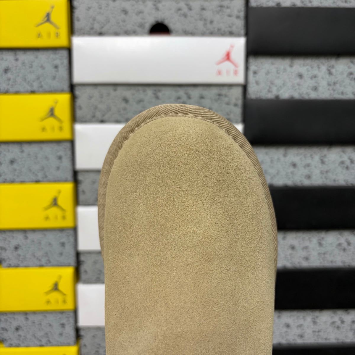 UGG Classic Ultra Mini Platform Boot – Wheat Suede
