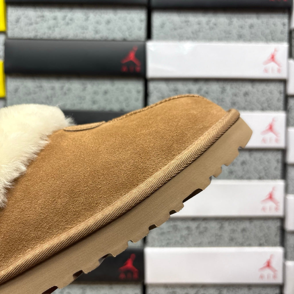 UGG Tazzette Slipper – Chestnut Suede with Fluffy Cream Sheepskin Cuff