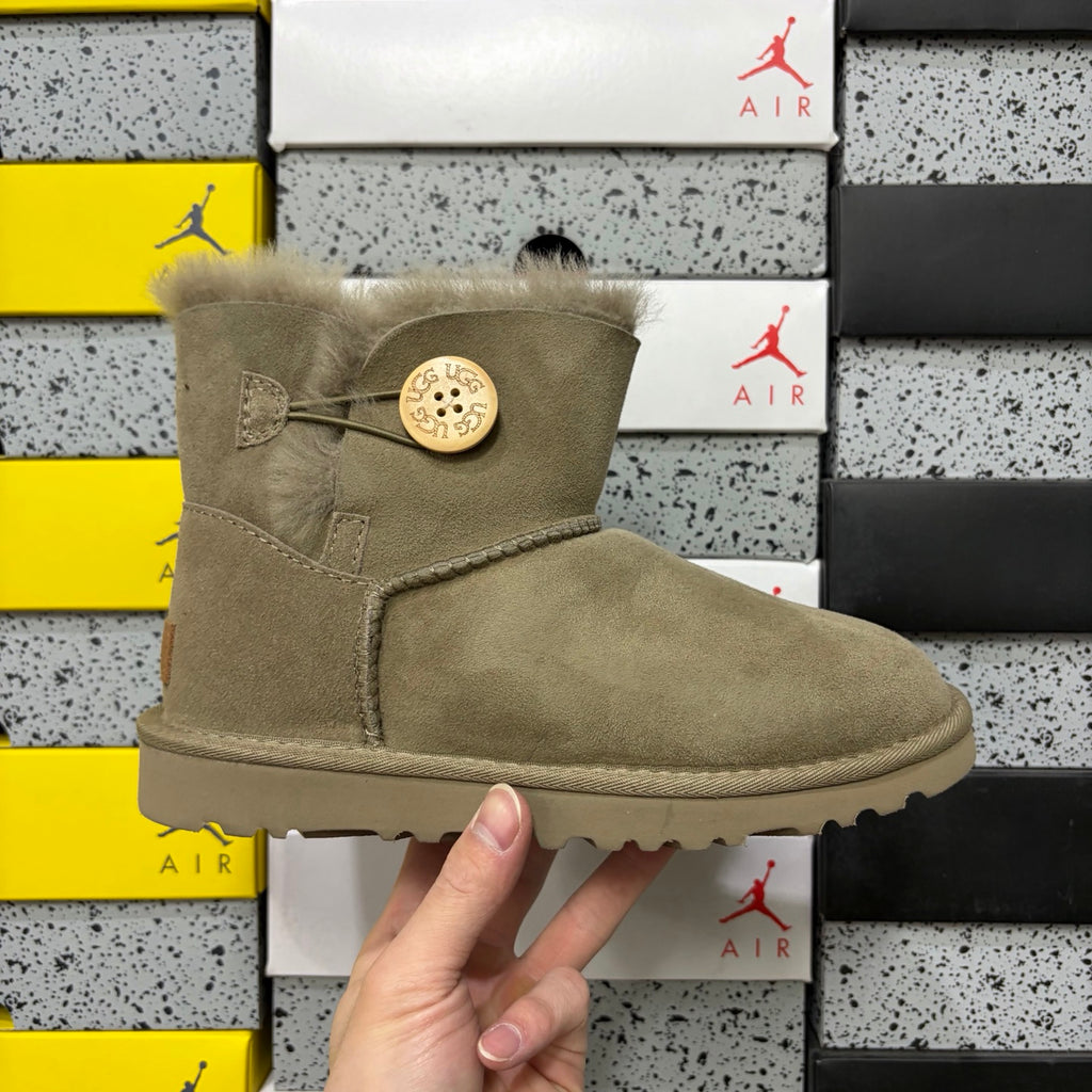 UGG Bailey Button Mini Boot – Khaki Suede