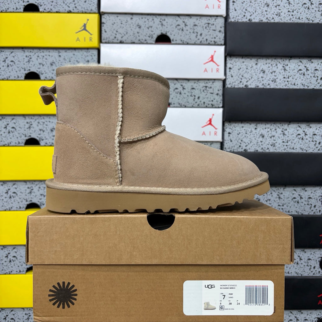 UGG Classic Mini II Boot – Sand Suede