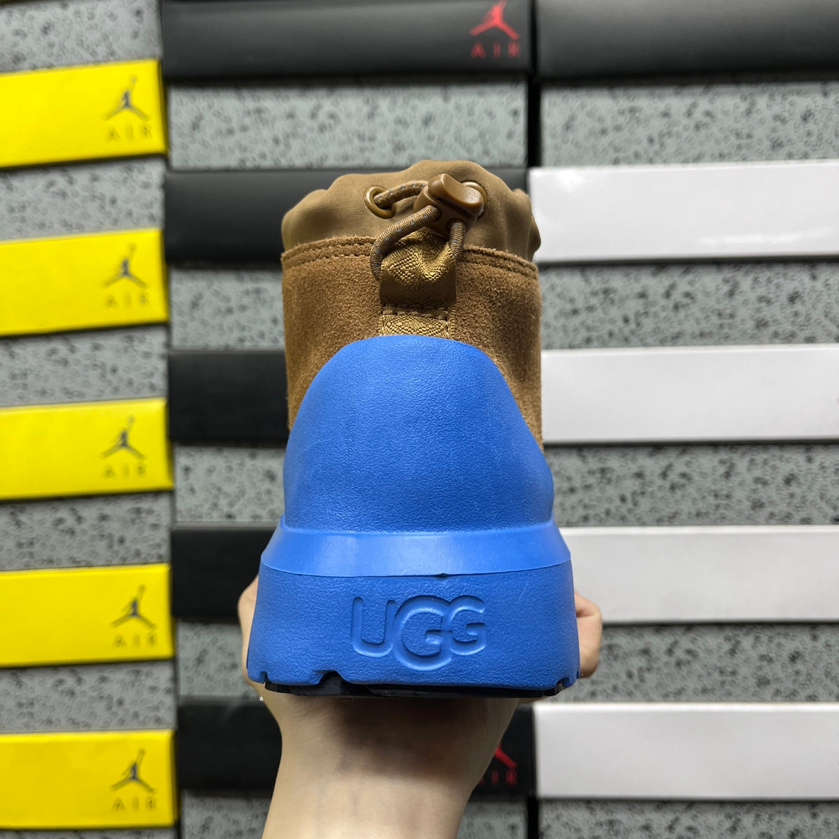UGG Neumel Boot – Wheat Suede with Blue Lug Sole