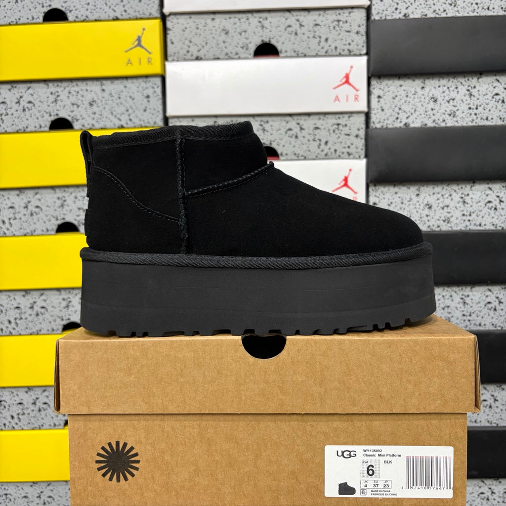 UGG Ultra Mini Platform Boot – All-Black Nubuck & Sherpa