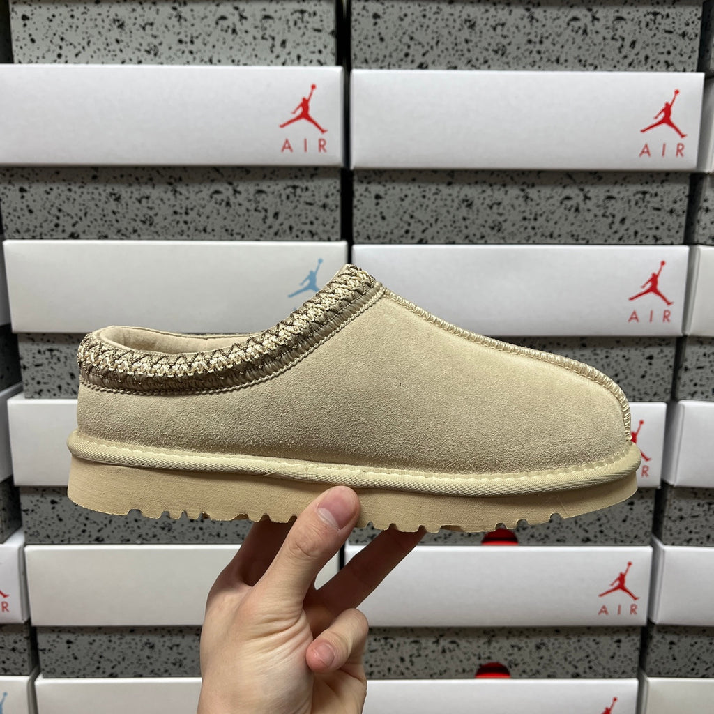 UGG Tazz Slipper – Sand Suede Open-Back Platform Mule with Gold Braid Trim & Cream Lug Sole