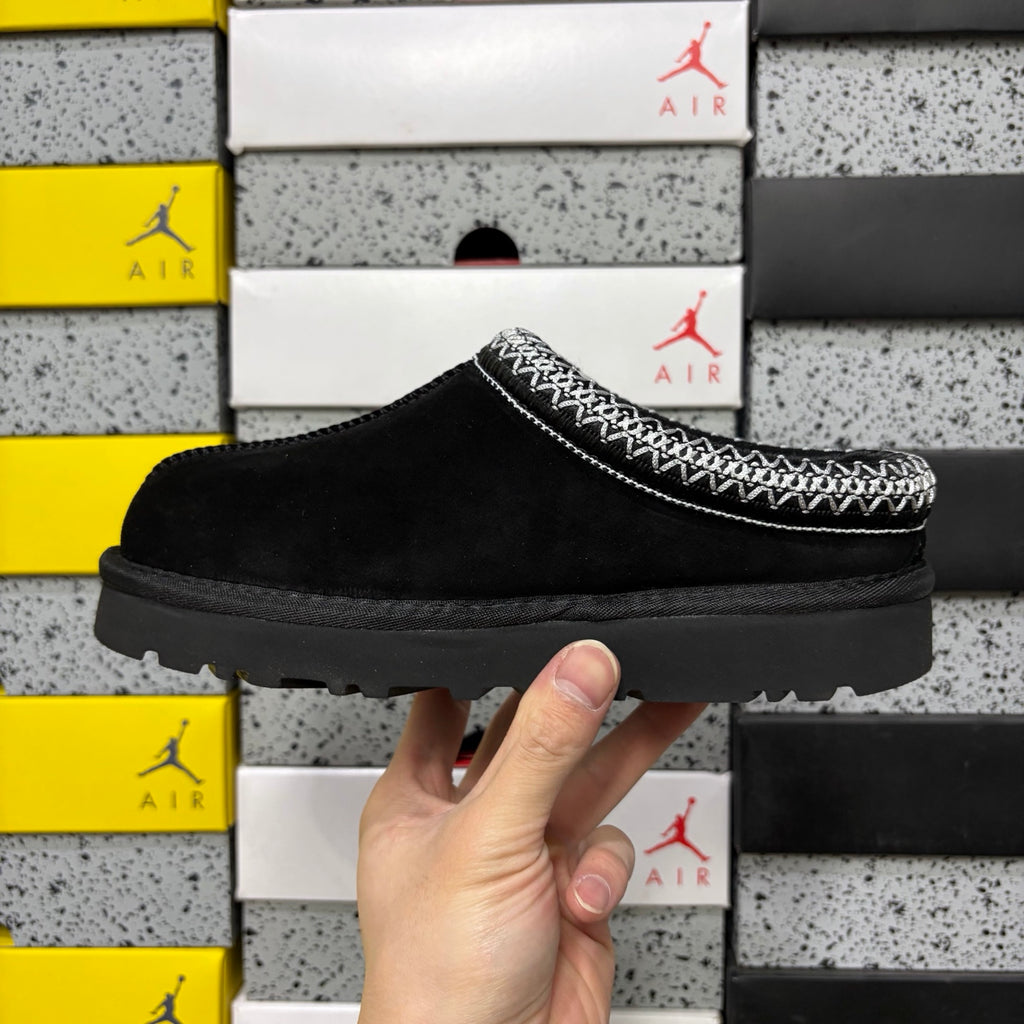 UGG Tazz Slipper – Black Suede Open-Back Platform Mule with Black & White Herringbone Braid Trim