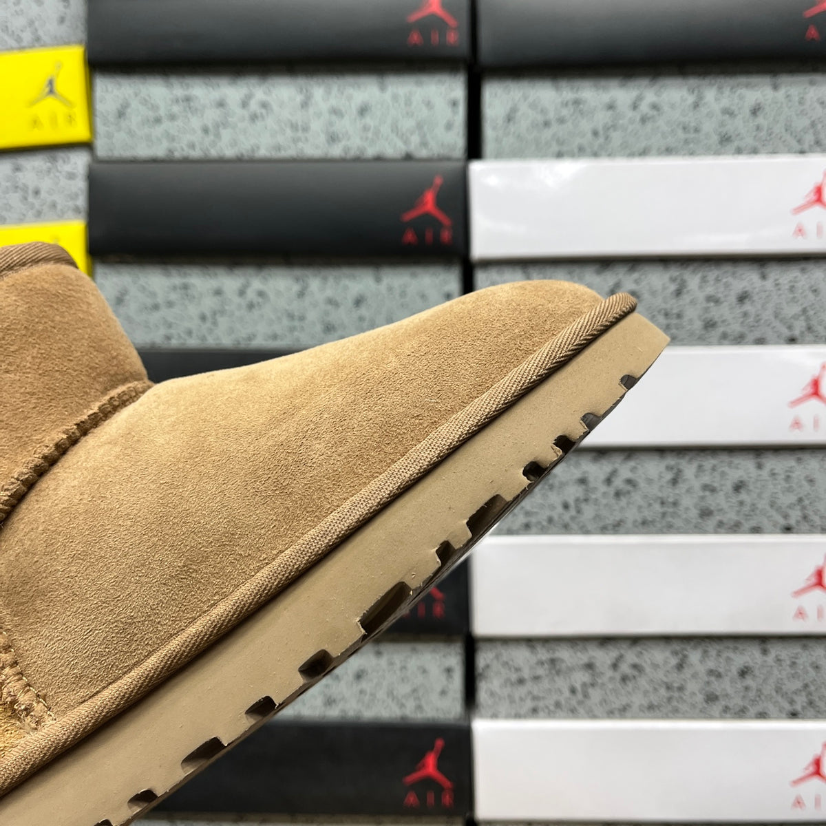 UGG Classic Mini Boot – Wheat Suede