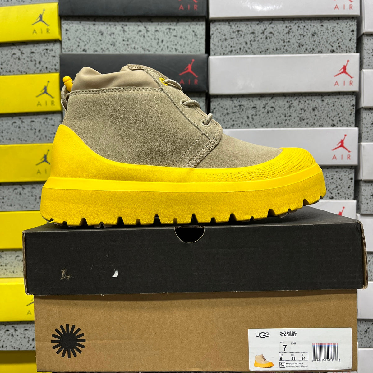 UGG Neumel Boot – Sand Suede with Yellow Lug Sole