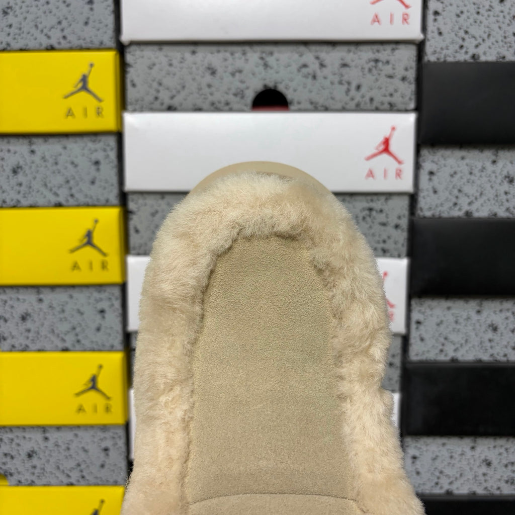 UGG Millen Lace Boot – Sand Suede Ankle Boot with Tonal Shearling Cuff & Chunky Platform Sole