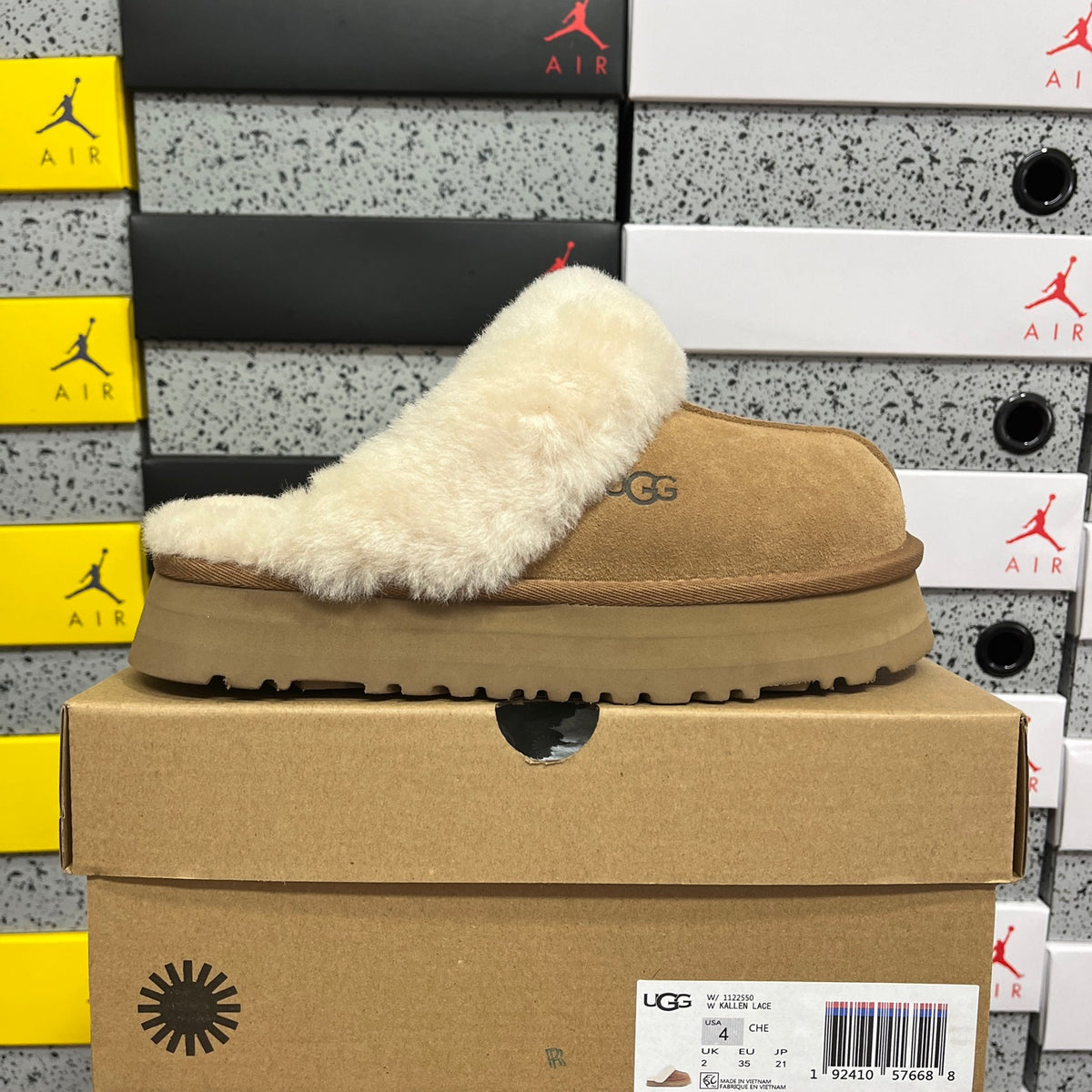 UGG Star Platform Slide – Chestnut with Genuine Sheepskin Footbed