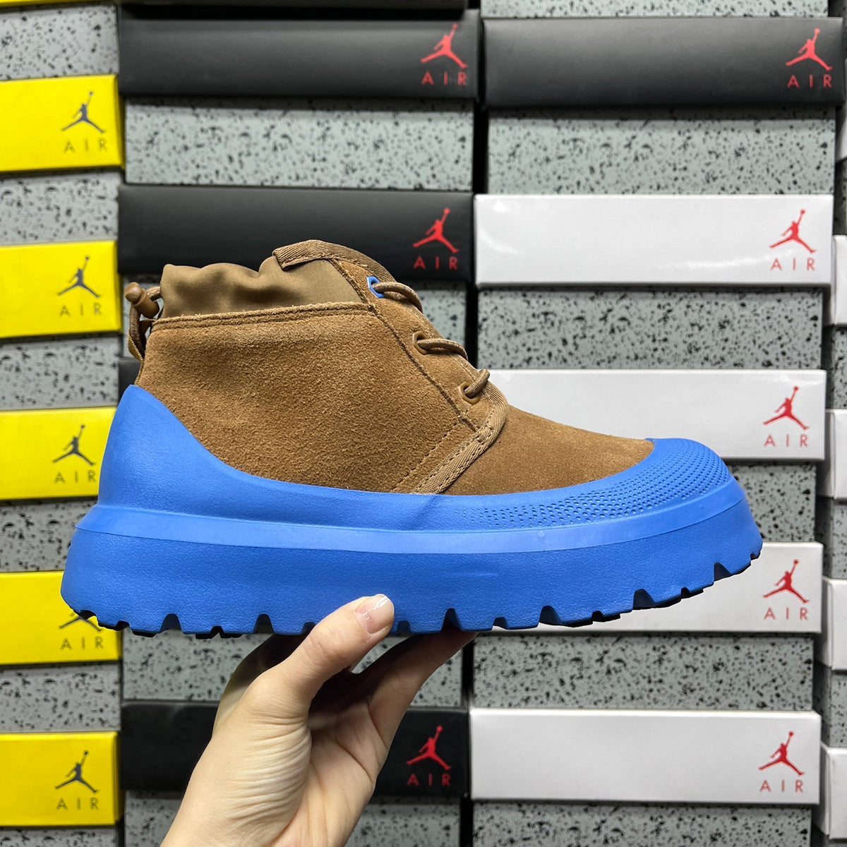 UGG Neumel Boot – Wheat Suede with Blue Lug Sole