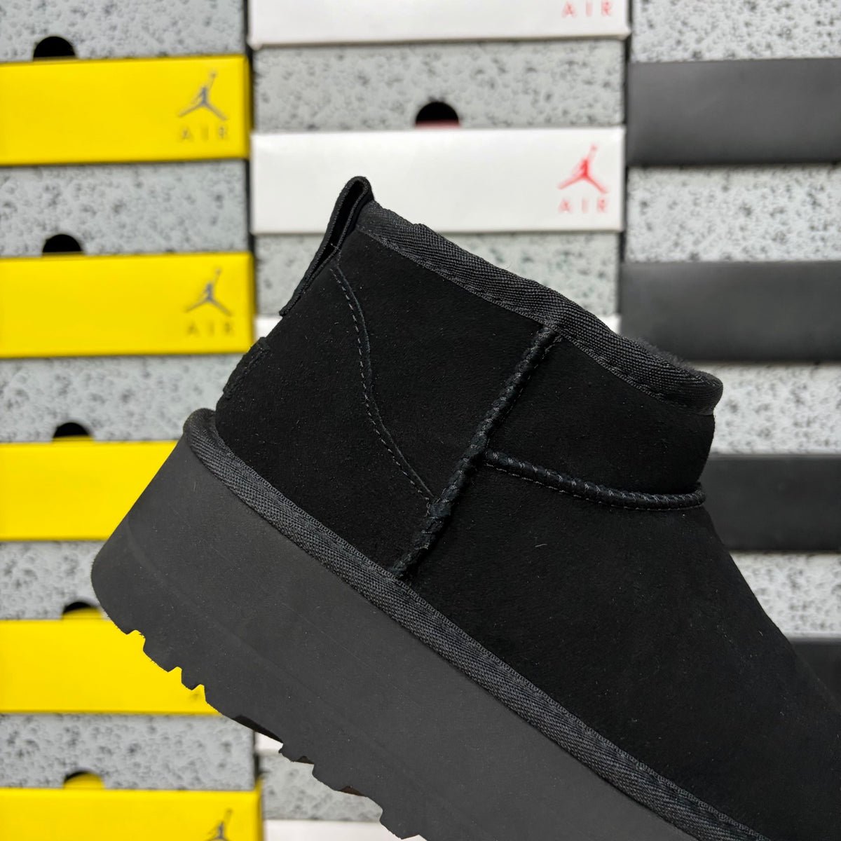 UGG Ultra Mini Platform Boot – All-Black Nubuck & Sherpa