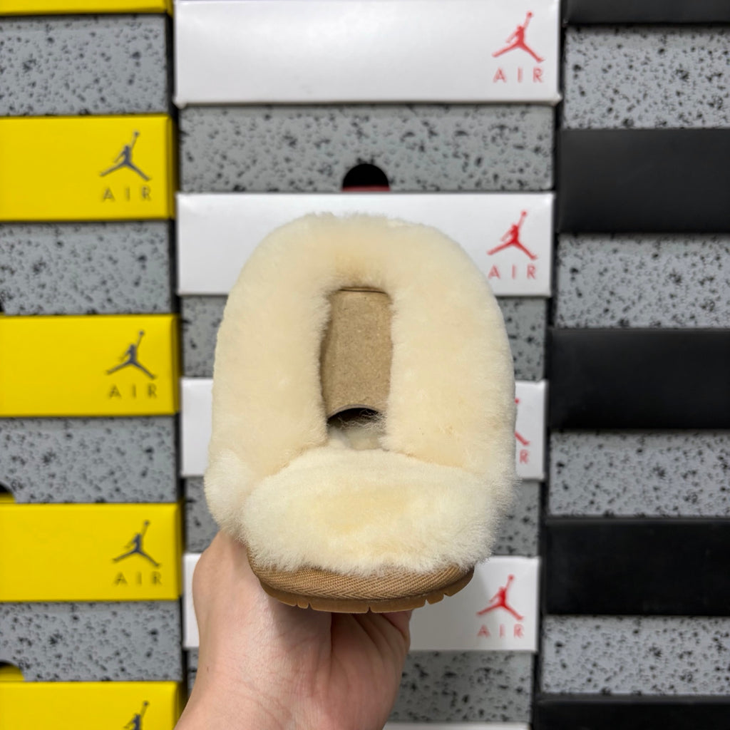 UGG Disquette Slipper – Chestnut Suede Open-Toe Slide with Oversized Cream Sheepskin Drape & Flat Sole