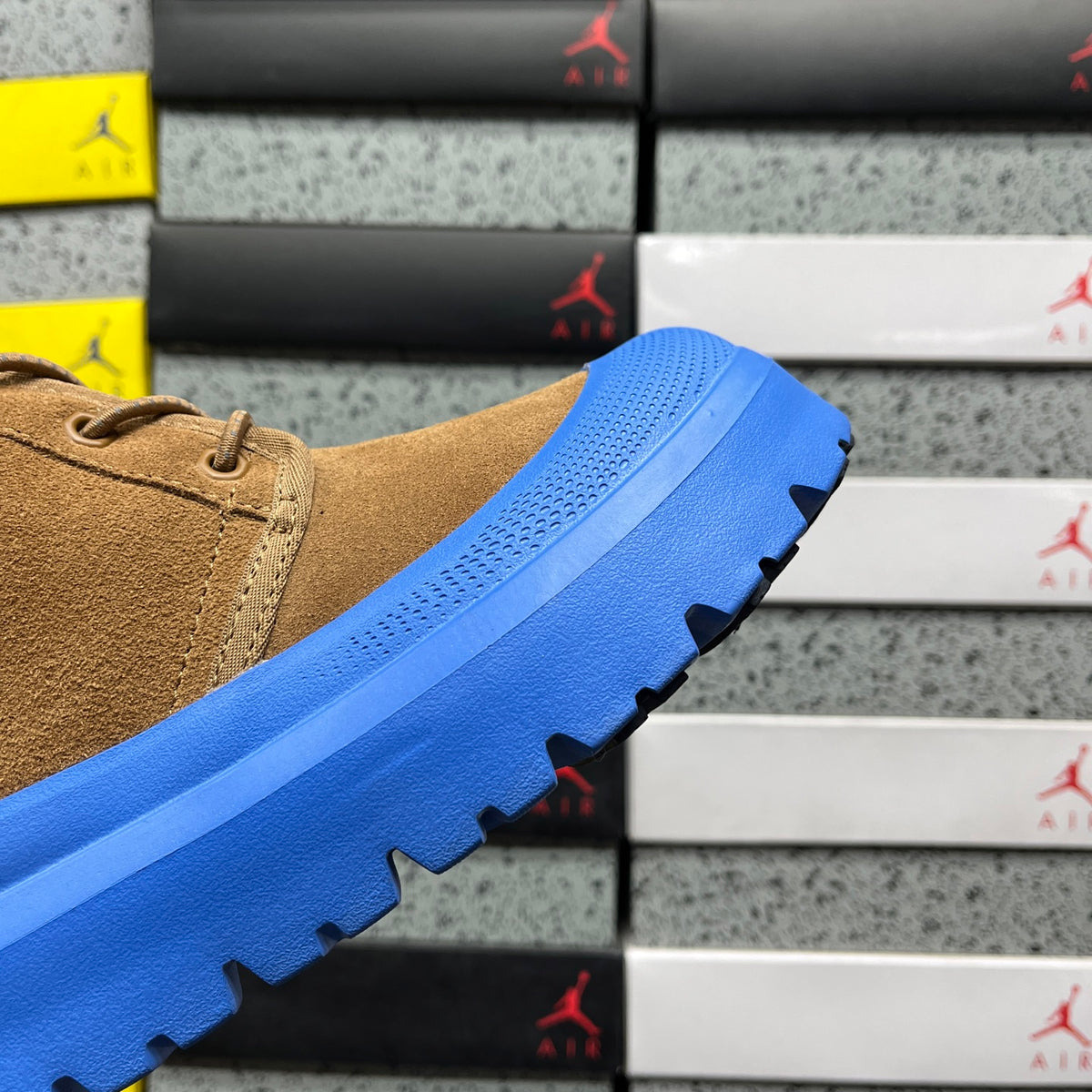 UGG Neumel Boot – Wheat Suede with Blue Lug Sole