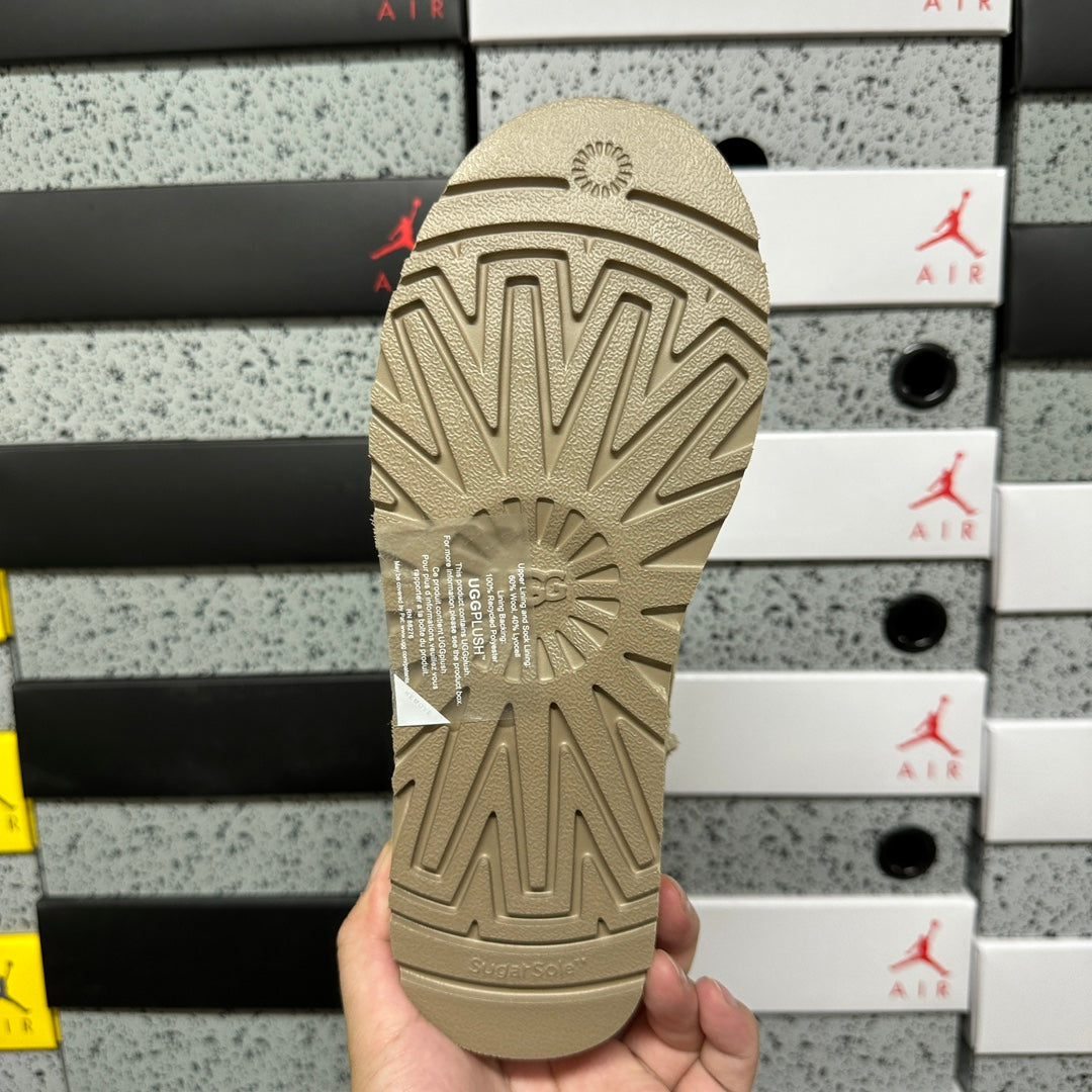 UGG Classic Ultra Mini Platform Boot – Sand Suede