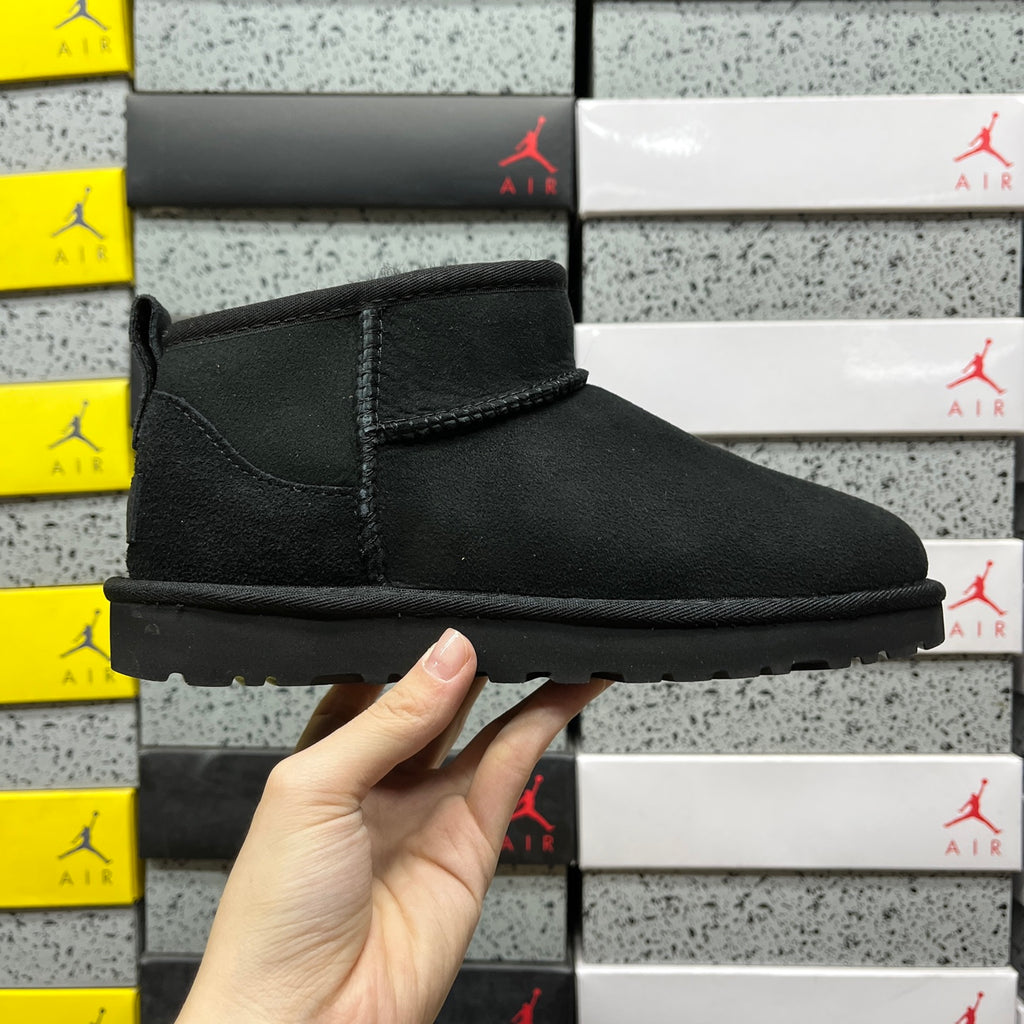 UGG Tasman Weather Hybrid Boot – All-Black Suede