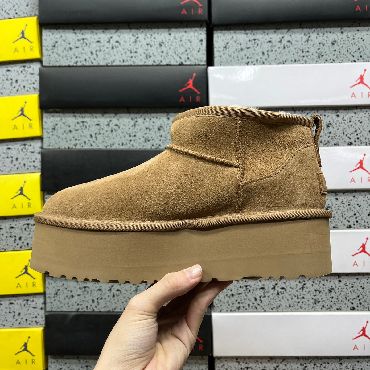 UGG Classic Ultra Mini Platform Boot – Chestnut Tonal with Warm Wheat Platform Sole