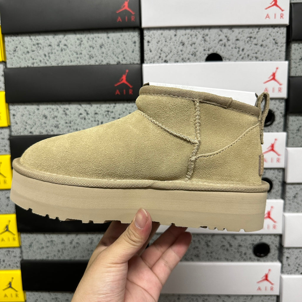 UGG Classic Ultra Mini Platform Boot – Sand Suede