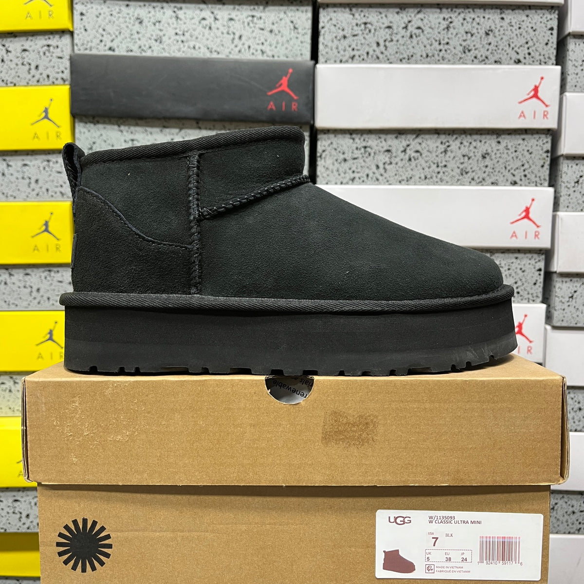 UGG Classic Ultra Mini Platform Boot – All-Black Tonal with Black Platform Sole