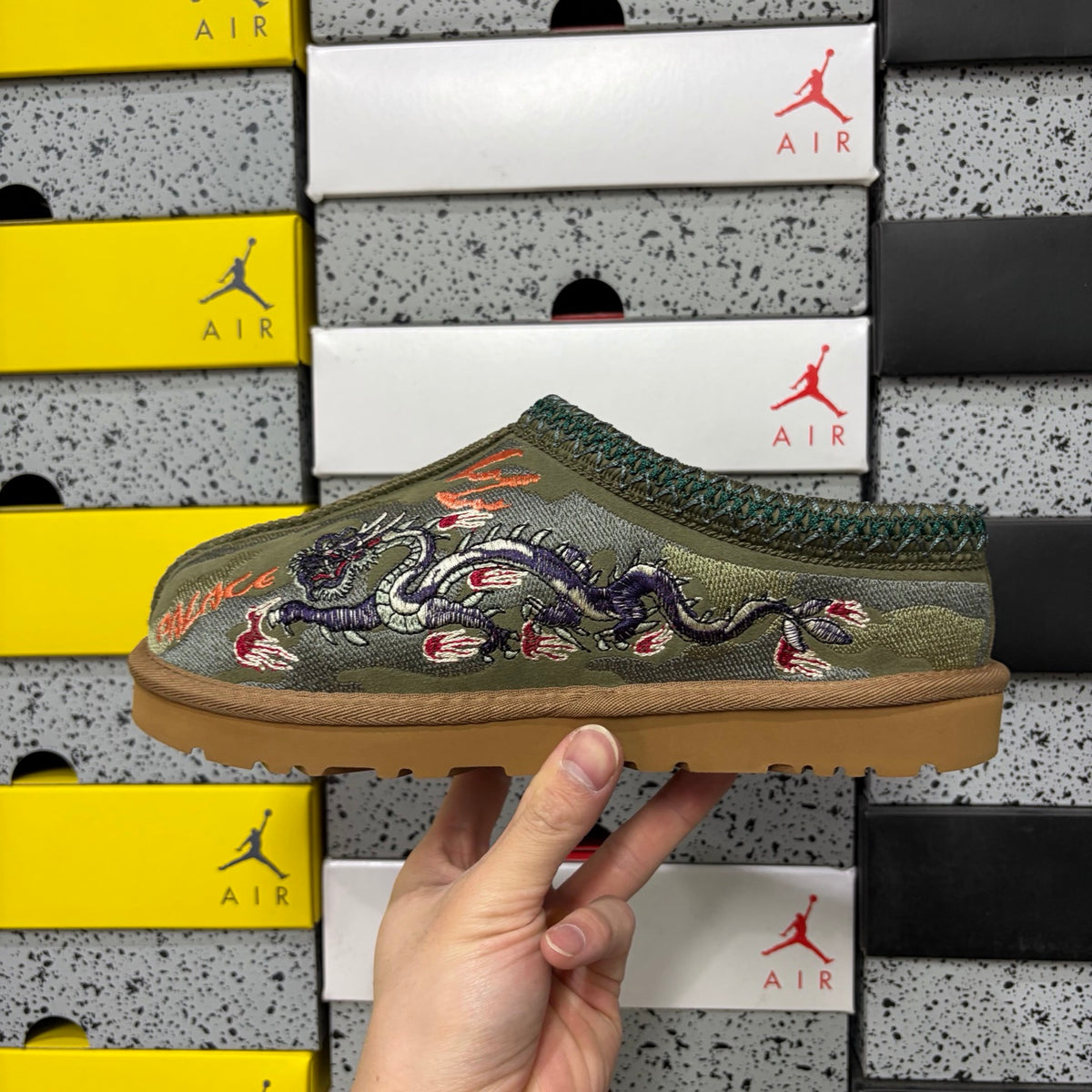 UGG × Palace Skateboards Tazz Slipper – Olive with Dragon Embroidery, Dark Green Braid Trim & Gum Platform Sole