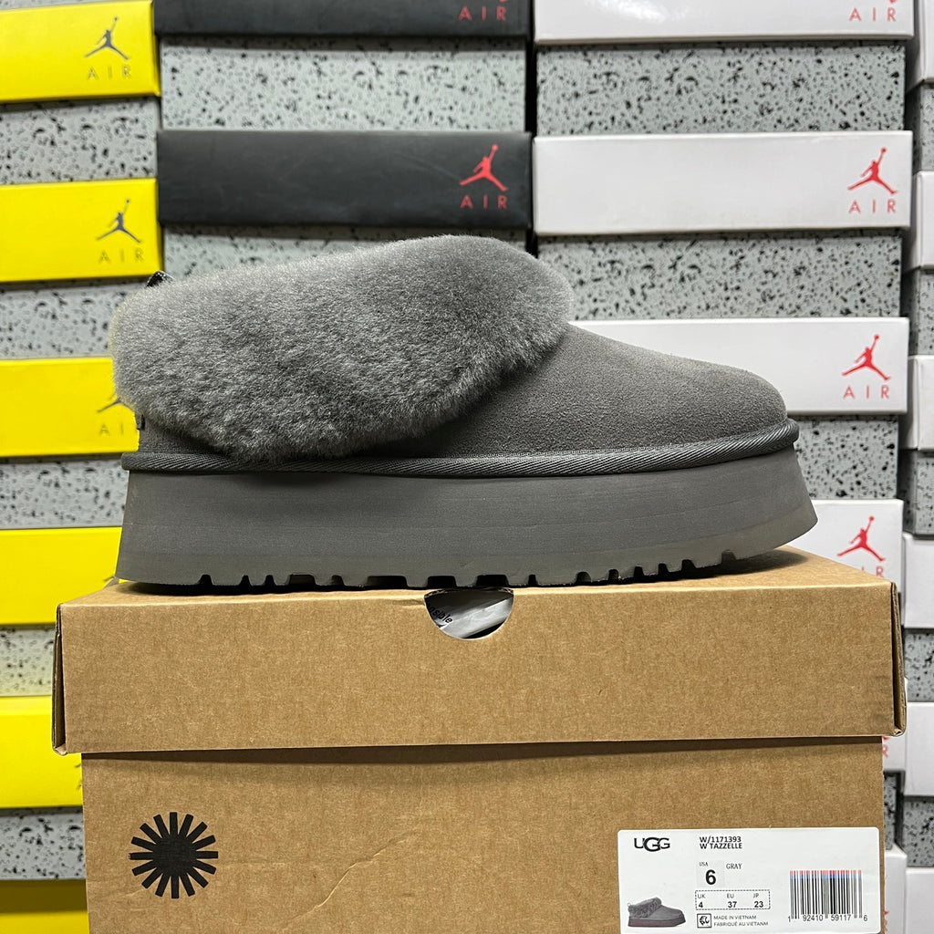 UGG Yazzelle – Grey Suede Platform Slipper with Plush Sheepskin Cuff & Chunky Lug Sole