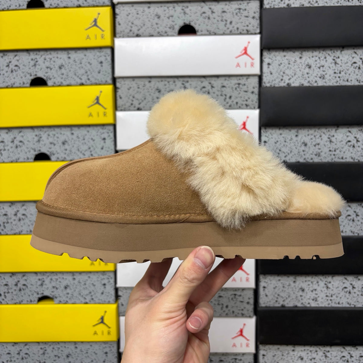 UGG Disquette Platform Slippers – Chestnut Suede & Shearling Fur Slide