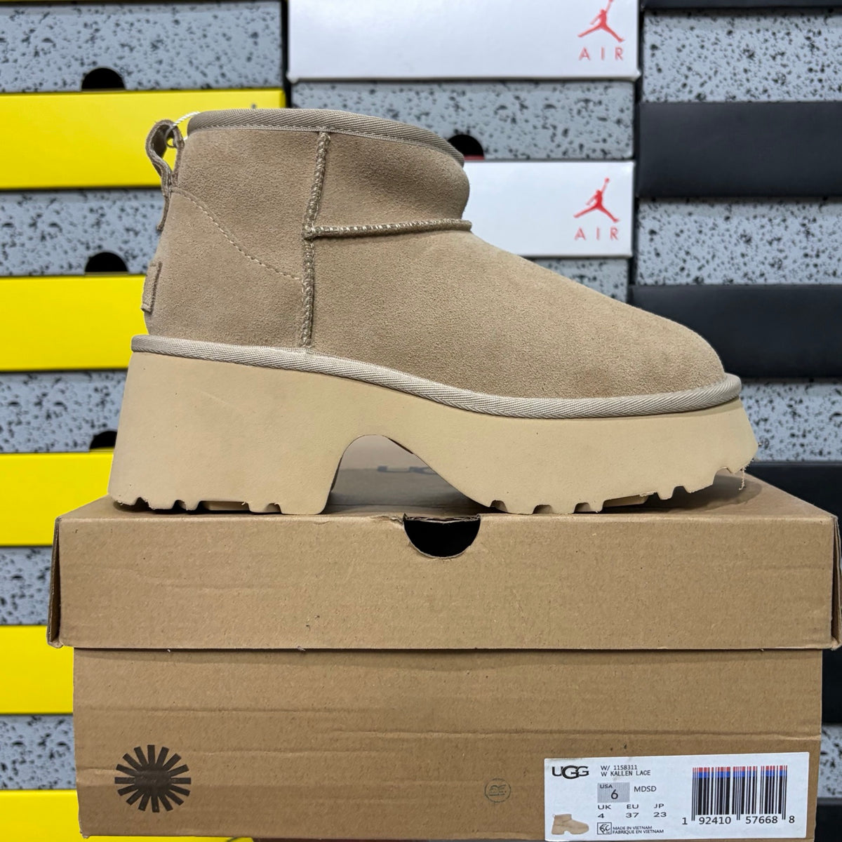 UGG Fisherman Low-Shaft Boot – Sand with Genuine Sheepskin Lining
