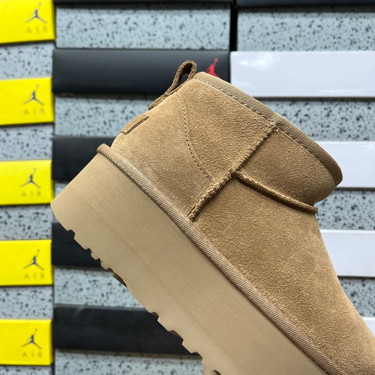 UGG Classic Ultra Mini Platform Boot – Chestnut Tonal with Warm Wheat Platform Sole