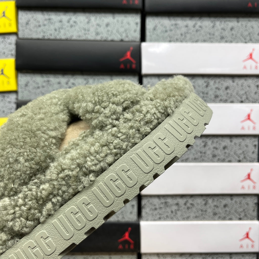 UGG Fluff Sugar Slide – Sage Teddy Shearling Crossband Sandal with Tonal Elastic Strap & Branded Platform
