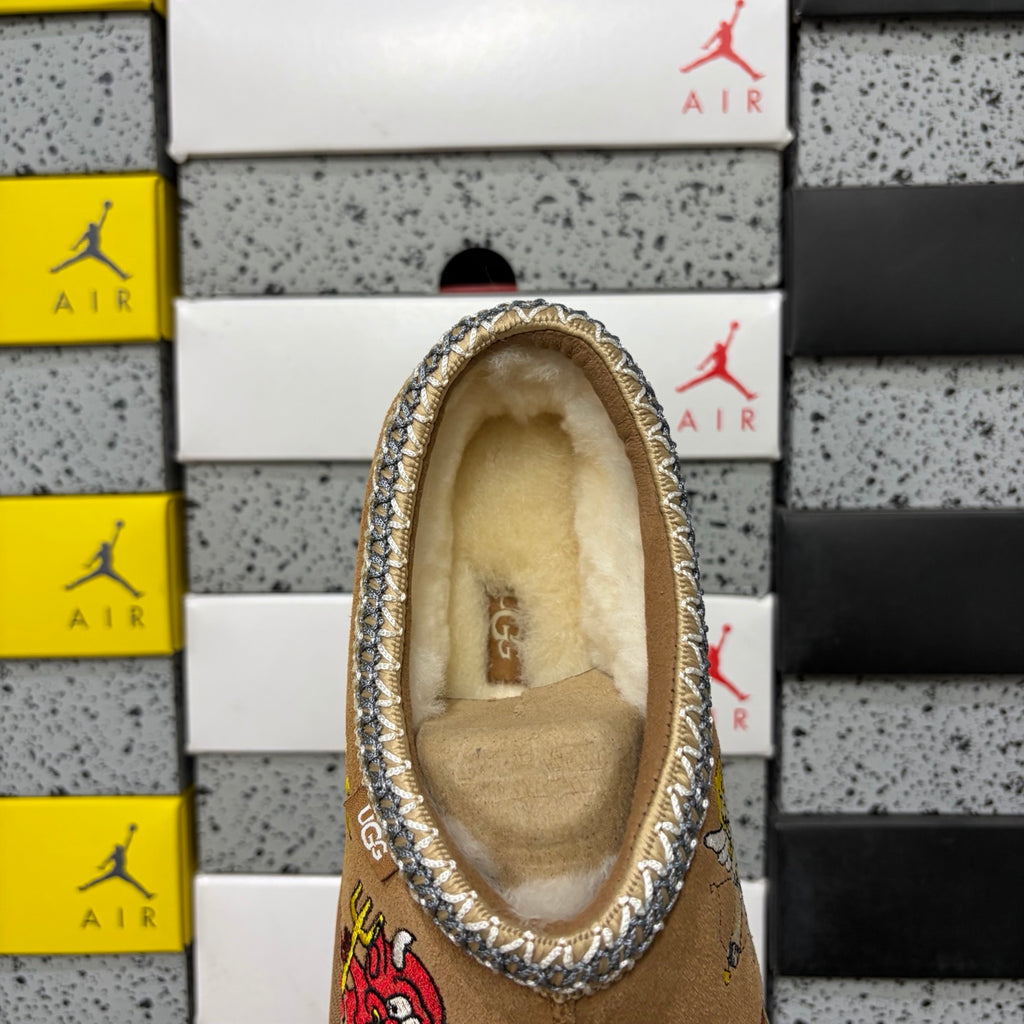 UGG × Palace Skateboards Tasman Slipper – Chestnut Suede with Embroidered Graphic Patches & Metallic Braid Trim