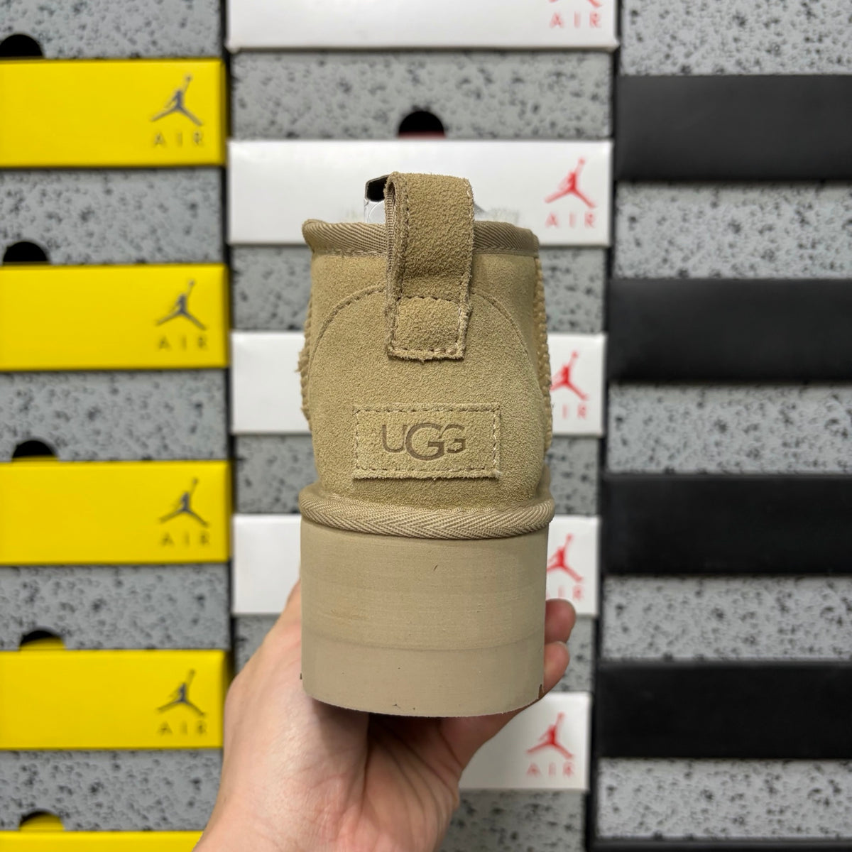 UGG Classic Ultra Mini Platform Boot – Wheat Suede