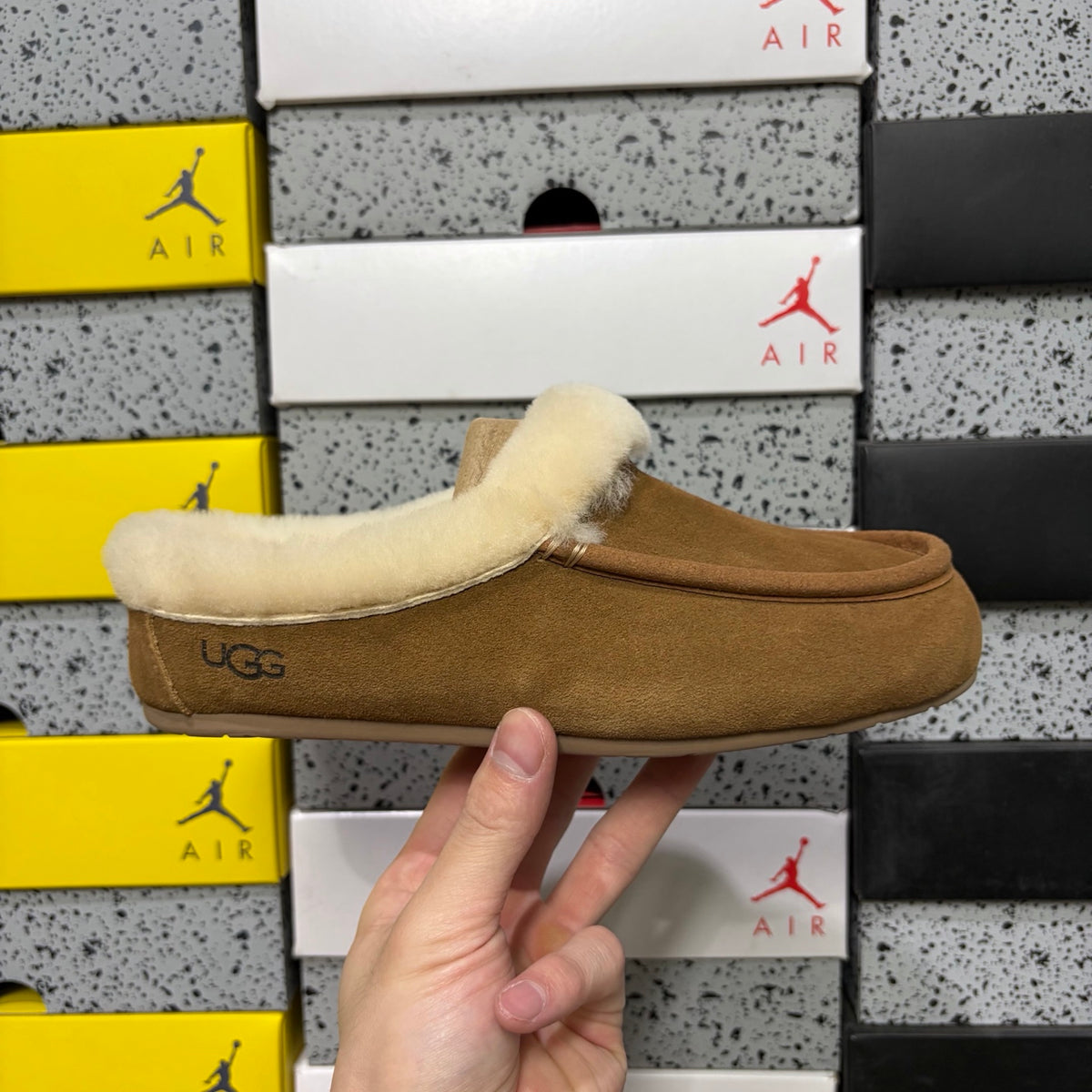 UGG Shearling Mule – Chestnut Suede Open-Back Clog with Cream Shearling Cuff & Gum Sunburst Sole