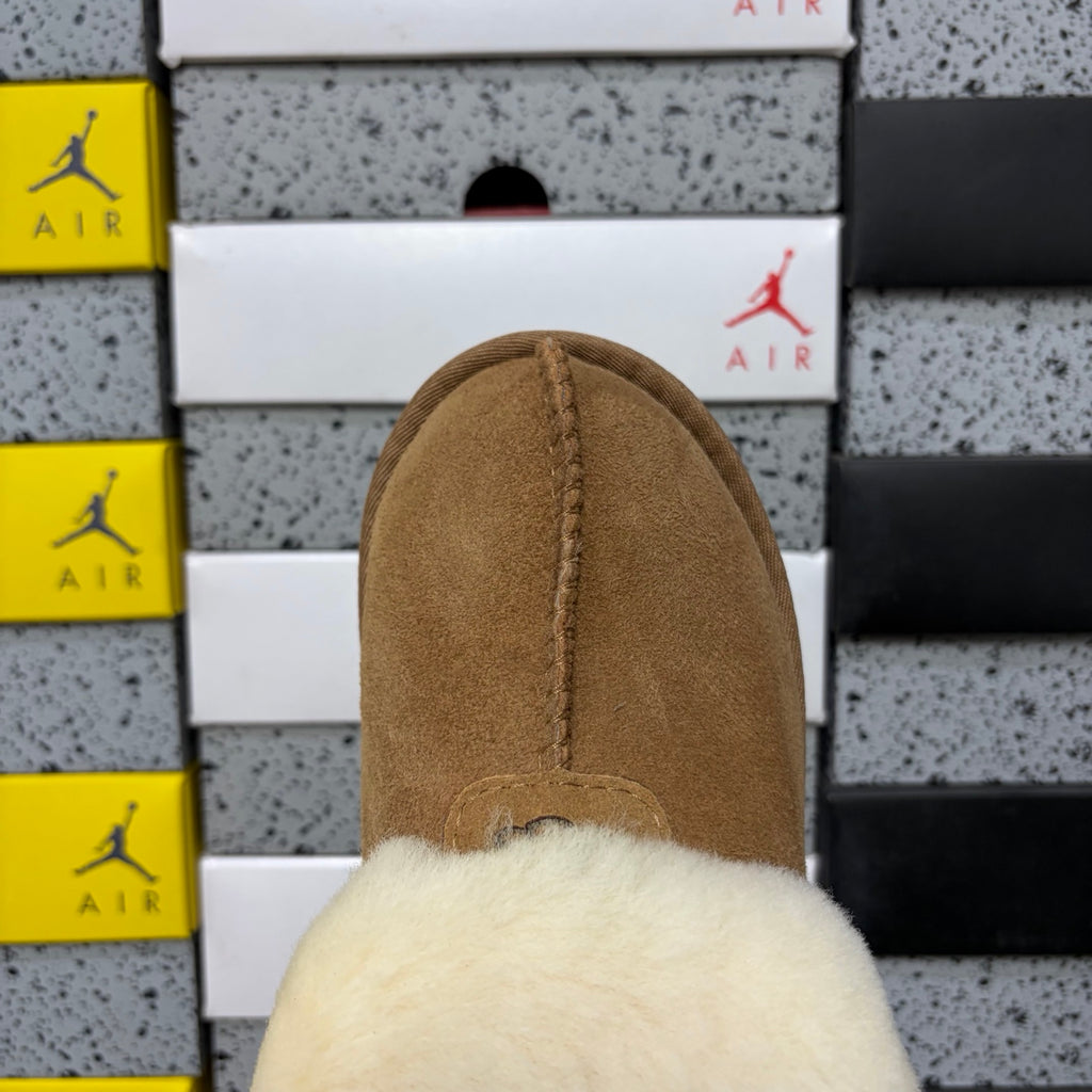 UGG Tazz Slipper – Chestnut Suede Platform Mule with Oversized Cream Sheepskin Fold-Over Cuff