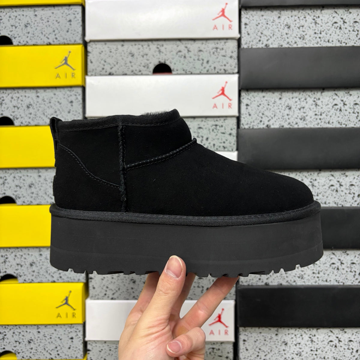 UGG Ultra Mini Platform Boot – All-Black Nubuck & Sherpa