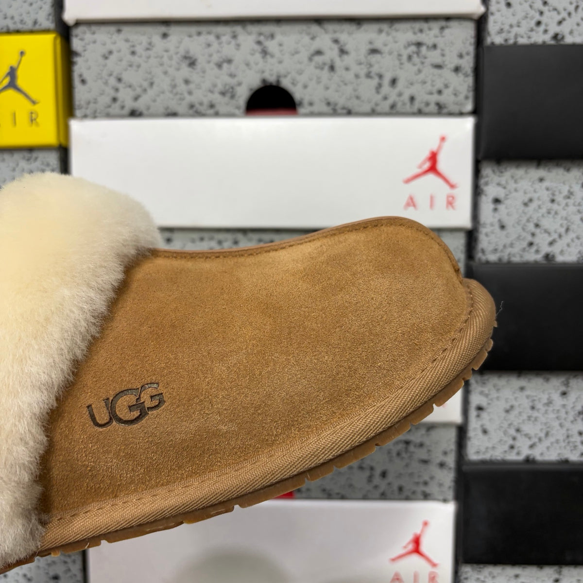 UGG Disquette Slipper – Chestnut Suede Open-Toe Slide with Oversized Cream Sheepskin Drape & Flat Sole