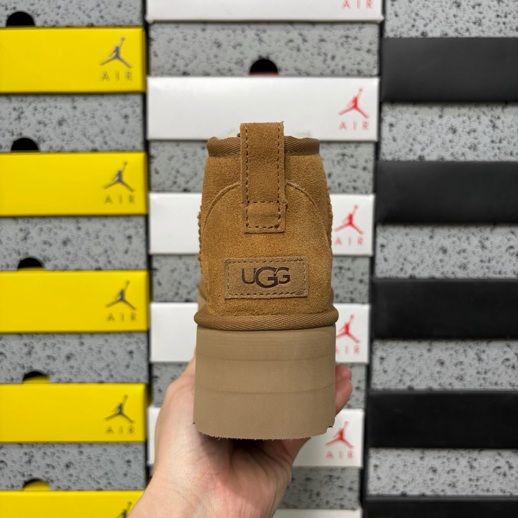 UGG Ultra Mini Platform Boot – Caramel Suede