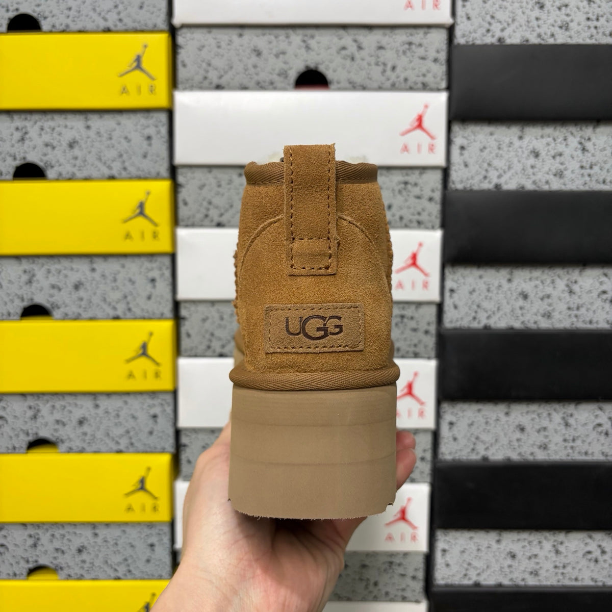 UGG Ultra Mini Platform Boot – Caramel Suede