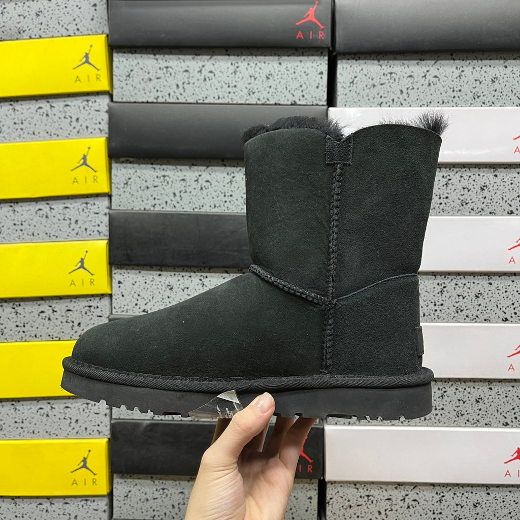 UGG Bailey Button II Boot – All-Black Suede