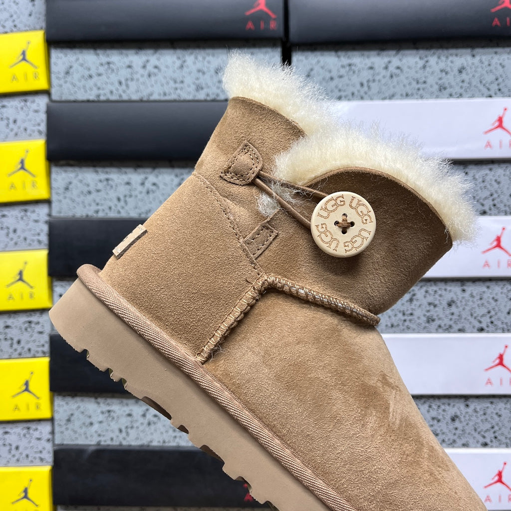 UGG Bailey Button Mini Boot – Chestnut Suede