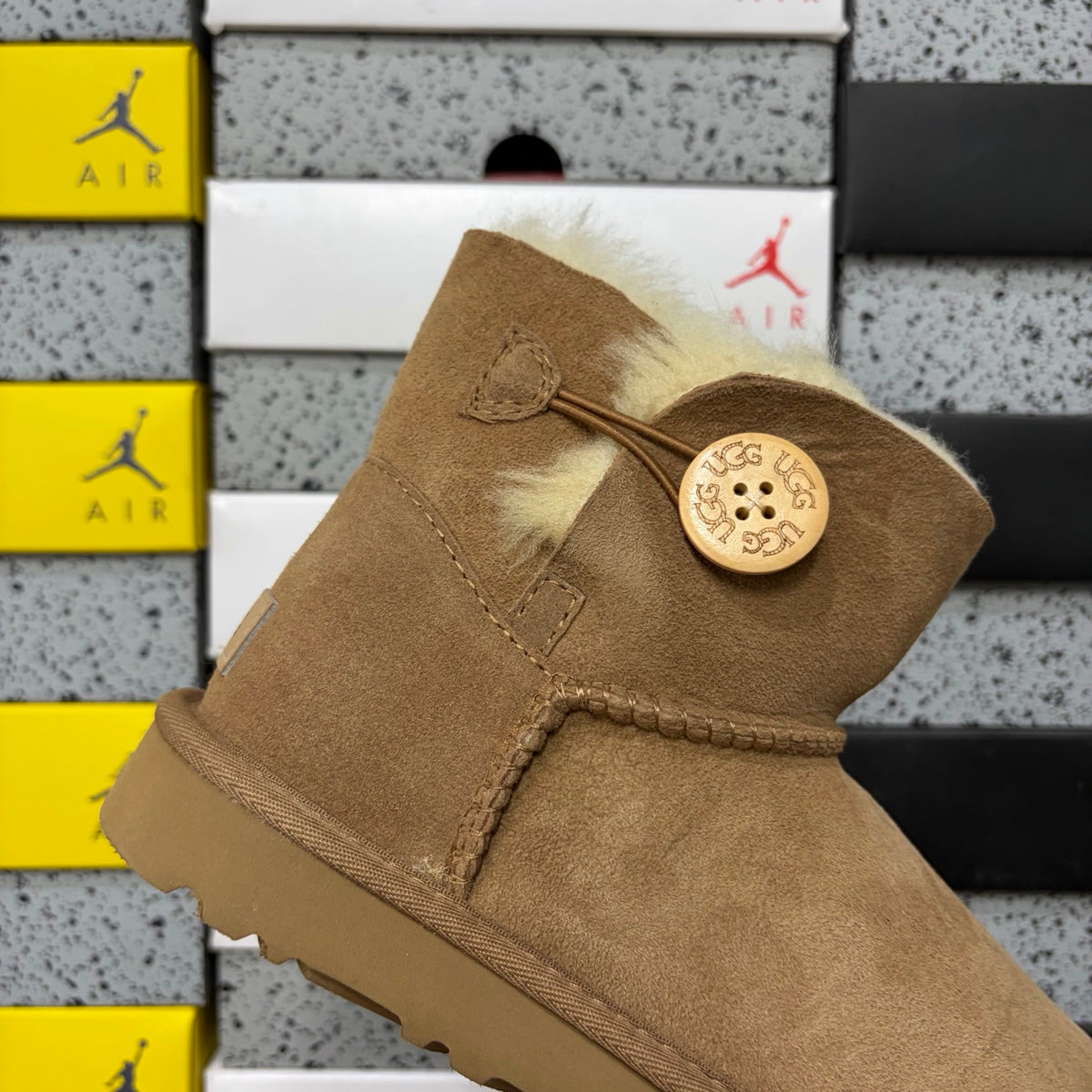 UGG Bailey Button Mini Boot – Chestnut Suede