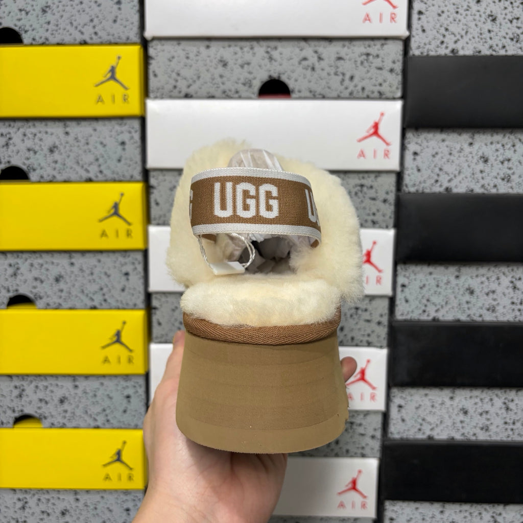 UGG Star Strap Slide – Chestnut with Genuine Sheepskin Footbed