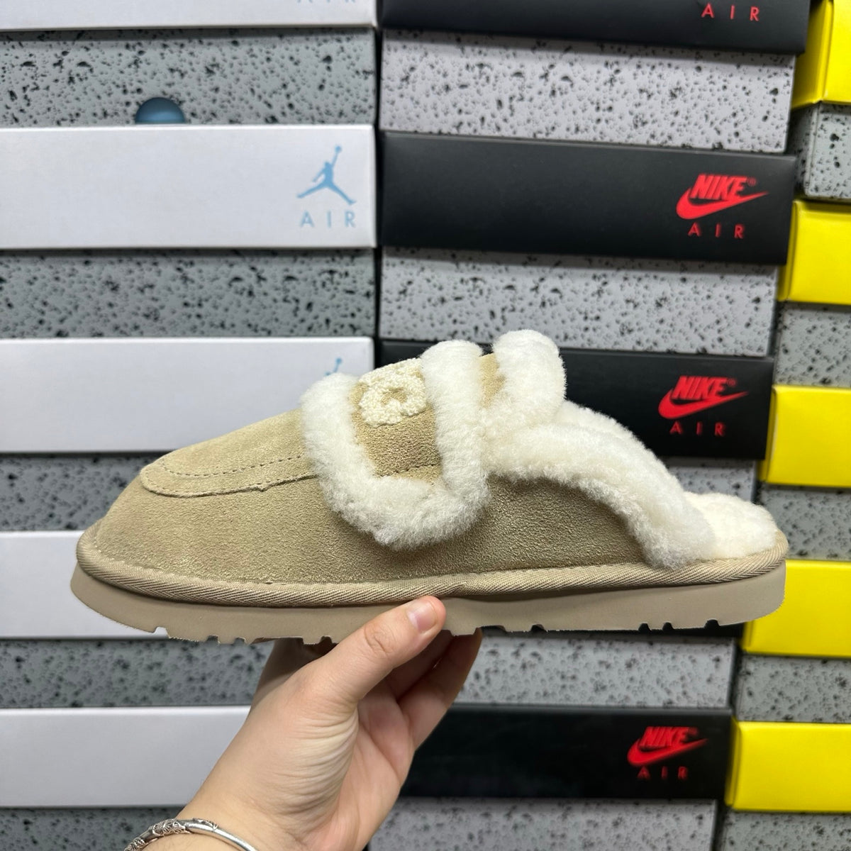 UGG Cozee Squish Slide – Sand Suede Open-Toe Sandal with Cream Shearling Knot Strap & Tonal Lug Sole