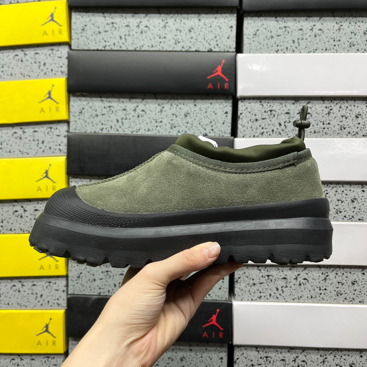 UGG Venture Daze – Army Green Suede Slip-On with Black Lug Sole & Sheepskin Lining