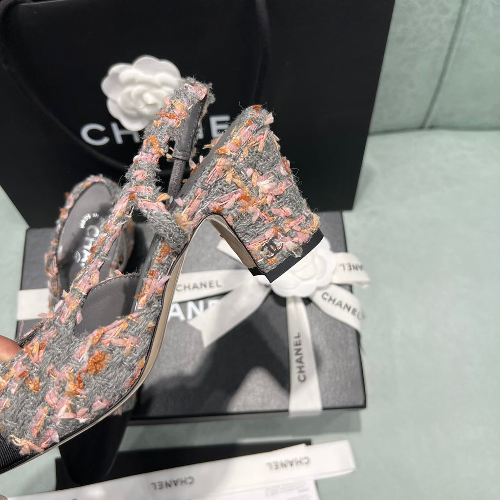 Chanel 2022 Spring/Summer Slingback Sandals