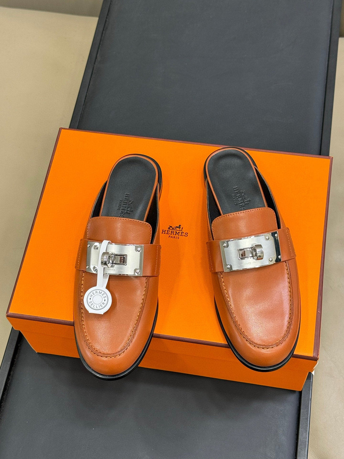 Hermes Kelly Wide Buckle Mules – 2025 Collection