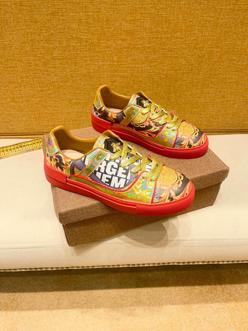 Yellow Graphic Print Low-Top Sneakers